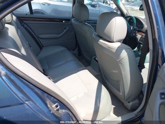 2004 BMW 3 SERIES 325I VIN: WBAEV33414KR29161