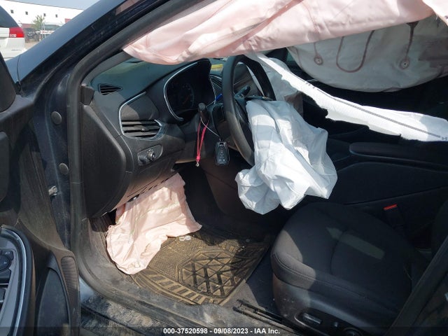 Chevrolet MALIBU LT 2019 1G1ZD5STXKF129873 Image 5