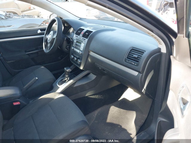 2010 VOLKSWAGEN JETTA SEDAN S VIN: 3VWJZ7AJ2AM080603