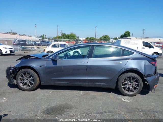 5YJ3E1EA1LF739406 Tesla Model 3 Standard Range