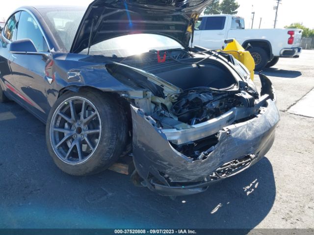 5YJ3E1EA1LF739406 Tesla Model 3 Standard Range