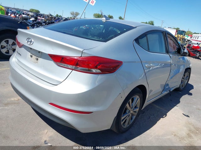 Hyundai ELANTRA SEL 2018 5NPD84LF4JH313879 Image 4