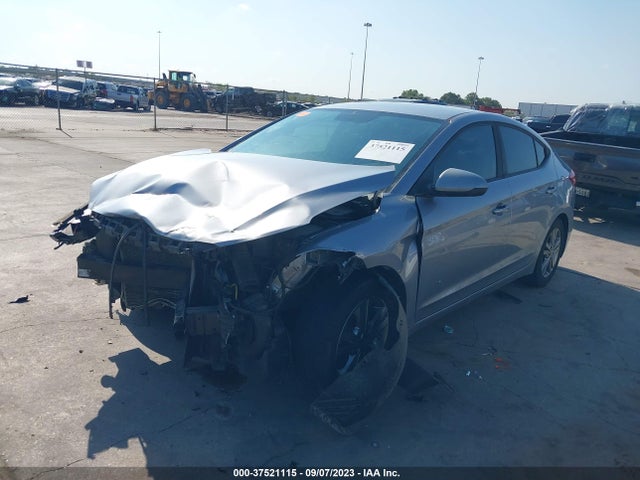 Hyundai ELANTRA SE 2017 5NPD84LF4HH177425 Image 2
