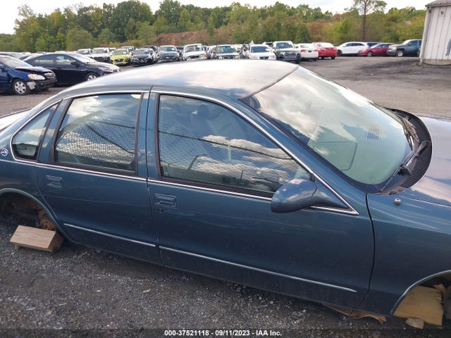 1996 CHEVROLET CAPRICE / IMPALA CLASSIC SS VIN: 1G1BL52P6TR159198