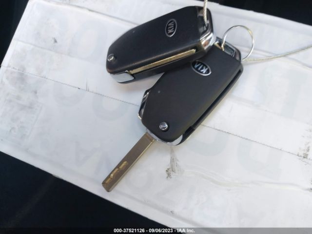 KNDJ23AU5L7017504 KIA SOUL S