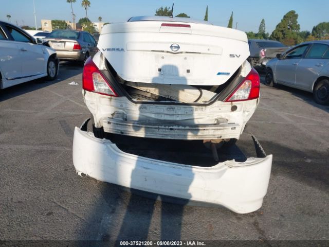 3N1CN7AP1FL958470 Nissan VERSA SV