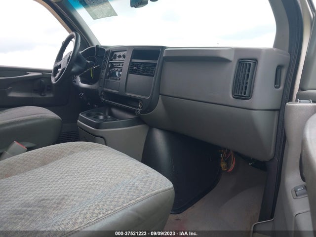 2003 CHEVROLET EXPRESS PASSENGER VIN: 1GNFG15T331199937