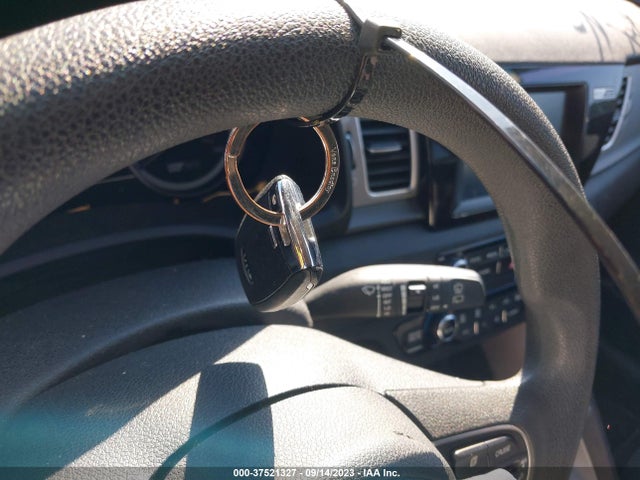 2017 KIA NIRO LX VIN: KNDCB3LC4H5080738