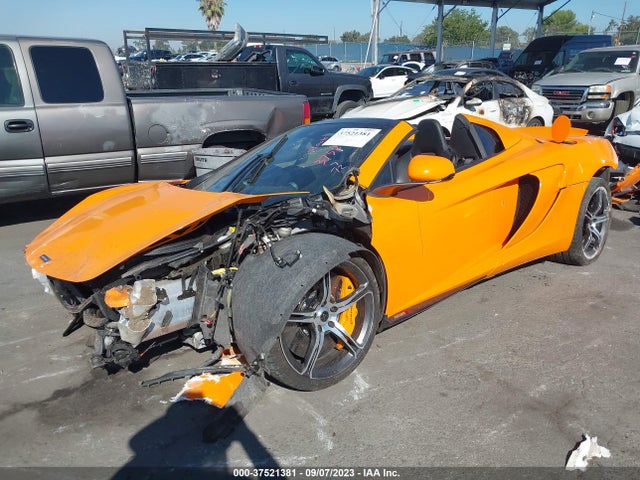 2015 McLaren 650S, VIN: SBM11FAA5FW005428