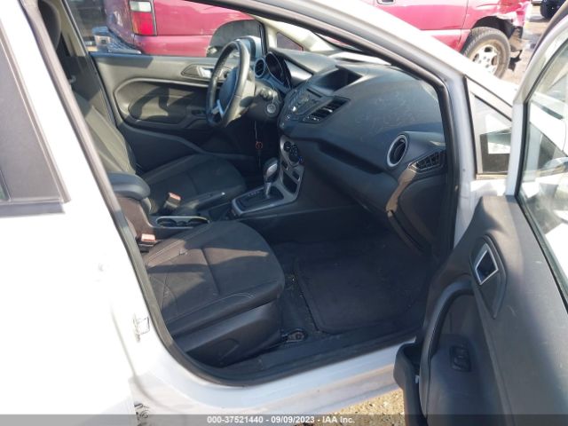 3FADP4BJ3FM191242 Ford FIESTA SE