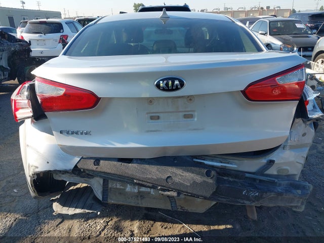 2016 KIA FORTE LX VIN: KNAFK4A61G5463452