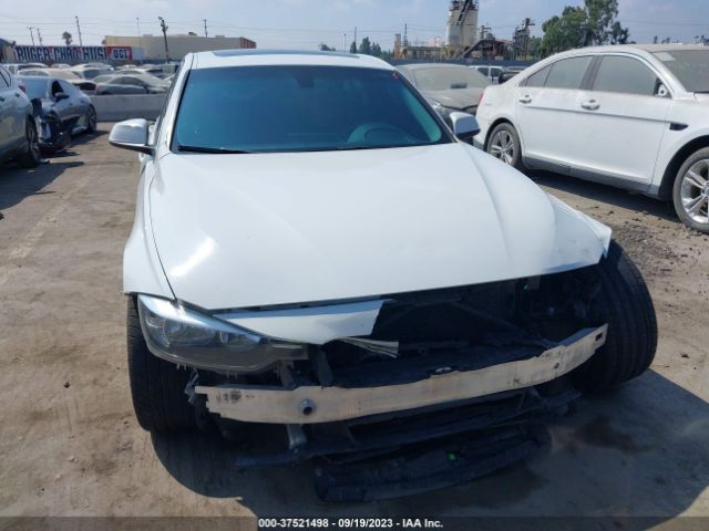 WBA8E1G57HNU14495 BMW 3 Series 320i
