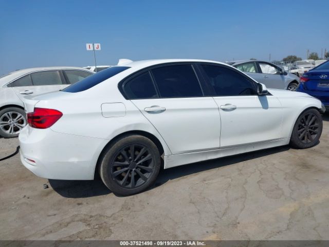 WBA8E1G57HNU14495 BMW 3 Series 320i