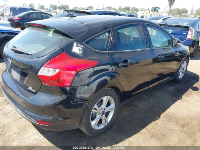1FADP3K28EL211858 Ford FOCUS SE