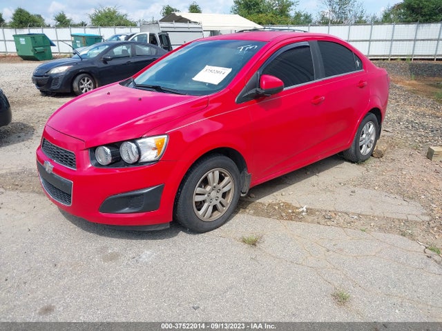 Chevrolet SONIC LT 2014 1G1JC5SH7E4222166 Image 2