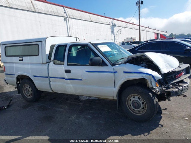2001 GMC SONOMA SL VIN: 1GTDT19W918214865