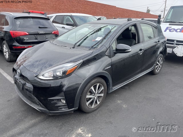 Toyota Prius C One/two/three/four 2018 JTDKDTB32J1606675 Image 4