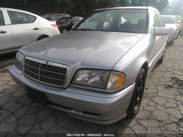 2000 MERCEDES-BENZ C CLASS VIN: WDBHA29G3YA812392