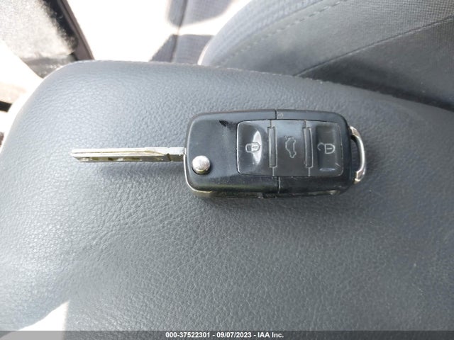 2007 VOLKSWAGEN JETTA SEDAN VIN: 3VWGF71K97M031368