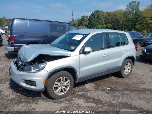 WVGAV3AX5EW623004 Volkswagen TIGUAN S