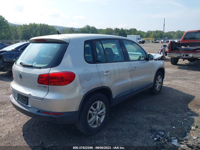 WVGAV3AX5EW623004 Volkswagen TIGUAN S