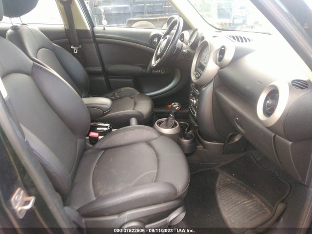 2011 MINI COOPER COUNTRYMAN WMWZC5C54BWL52661 Photo 4