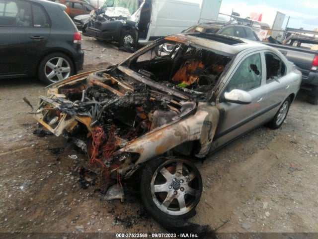 2002 VOLVO S60 VIN: YV1RH58D322141523