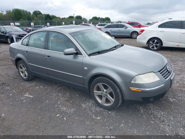 2004 VOLKSWAGEN PASSAT SEDAN GLX VIN: WVWTH63B34P057683