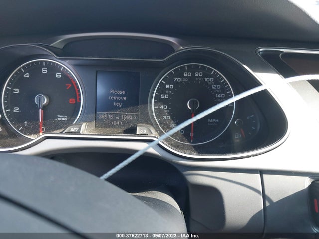 WAUBFAFL3FN028558 Audi A4 PREMIUM