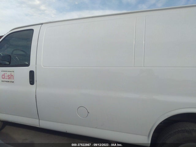 Chevrolet EXPRESS CARGO VAN 2019 1GCWGAFP4K1290823 Image 6