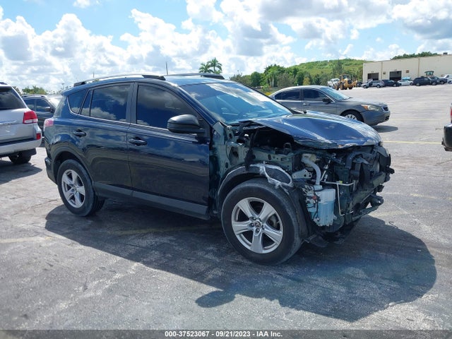 Toyota RAV4 LE 2018 JTMZFREVXJJ187581 Image 1