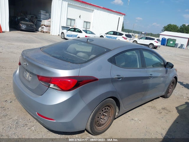 Hyundai ELANTRA SE 2016 5NPDH4AE6GH677398 Image 4