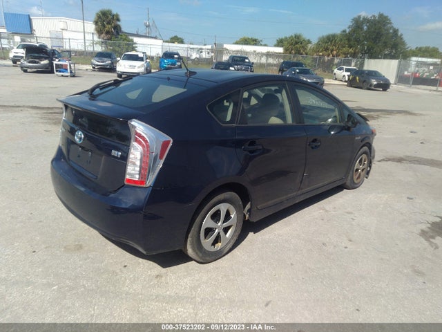 Продаж на аукціоні авто 2015 Toyota Prius Three, vin: JTDKN3DU2F0464649, номер лоту: 37523202