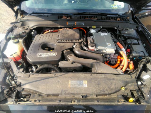 3FA6P0SU1KR213022 Ford Fusion Energi Titanium