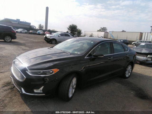3FA6P0SU1KR213022 Ford Fusion Energi Titanium