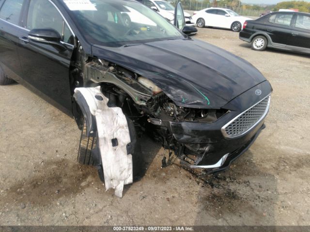 3FA6P0SU1KR213022 Ford Fusion Energi Titanium