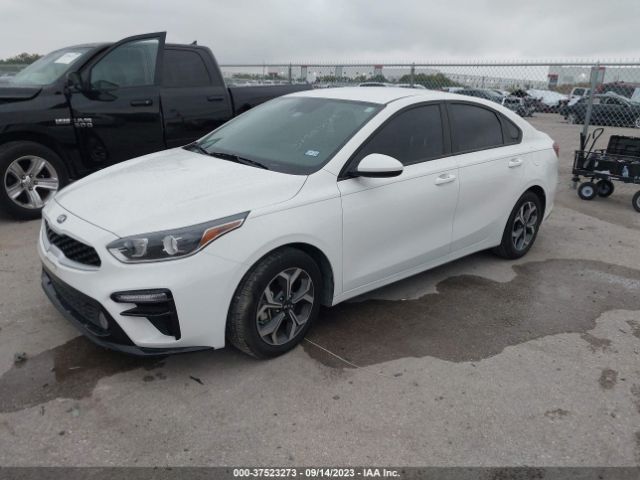 3KPF24AD9ME262867 KIA Forte Lxs