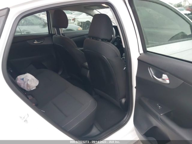 3KPF24AD9ME262867 KIA Forte Lxs