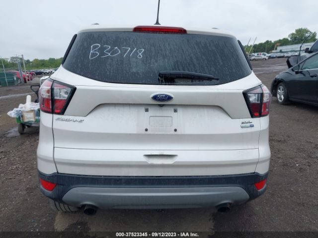 1FMCU9HD0JUB30718 Ford ESCAPE SEL