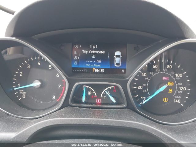 1FMCU9HD0JUB30718 Ford ESCAPE SEL