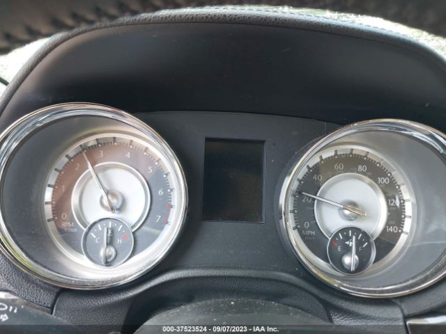 2C3CCAAG5EH203611 Chrysler 300