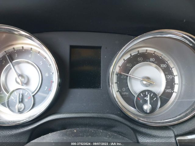 2C3CCAAG5EH203611 Chrysler 300