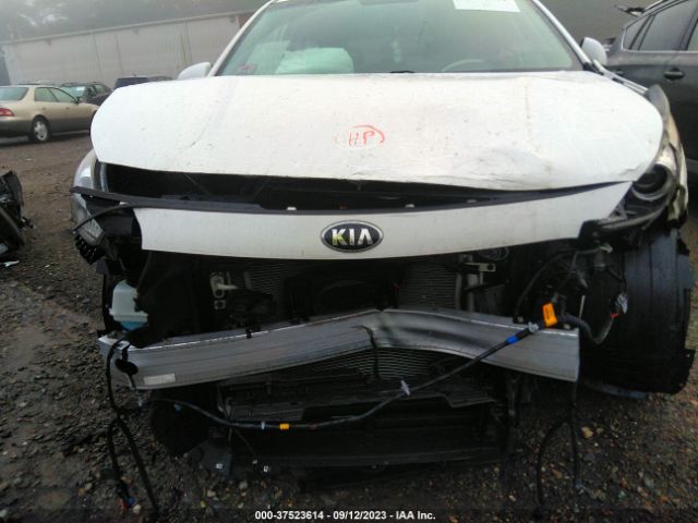 KNDCC3LC5H5047857 KIA NIRO EX