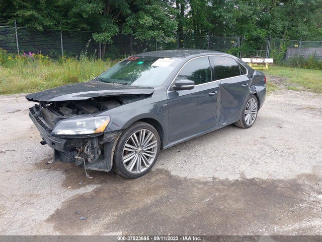 1VWBT7A38FC022995 Volkswagen Passat 1.8t Sport