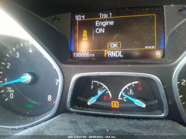 1FADP3K25FL386490 Ford FOCUS SE