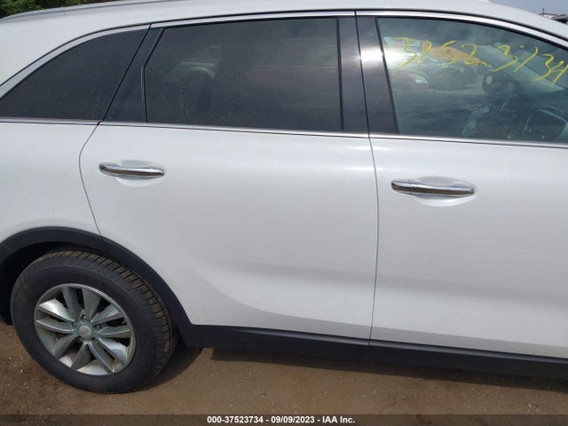 KIA SORENTO LX 2016 5XYPGDA30GG048077 Image 12