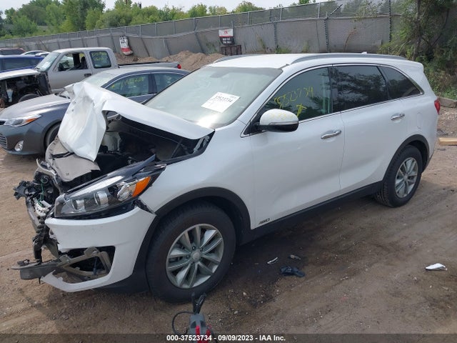 KIA SORENTO LX 2016 5XYPGDA30GG048077 Image 2