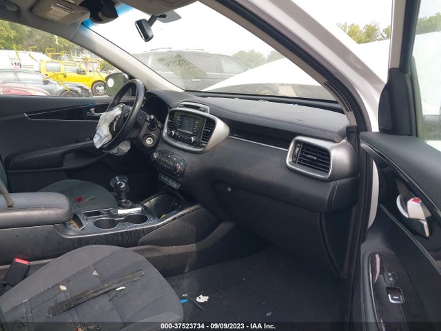 KIA SORENTO LX 2016 5XYPGDA30GG048077 Image 5