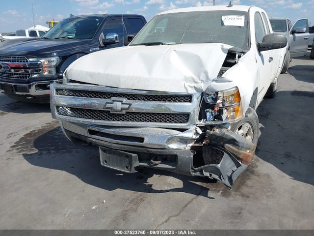 2009 CHEVROLET SILVERADO 1500 LT VIN: 1GCEK29049Z137286