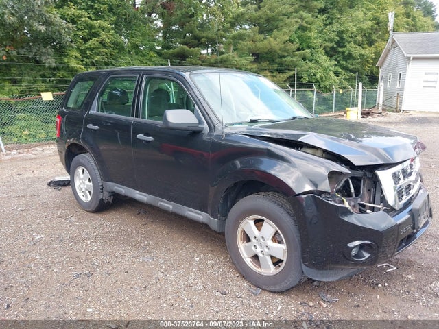 2011 FORD ESCAPE XLS VIN: 1FMCU0C7XBKA79898